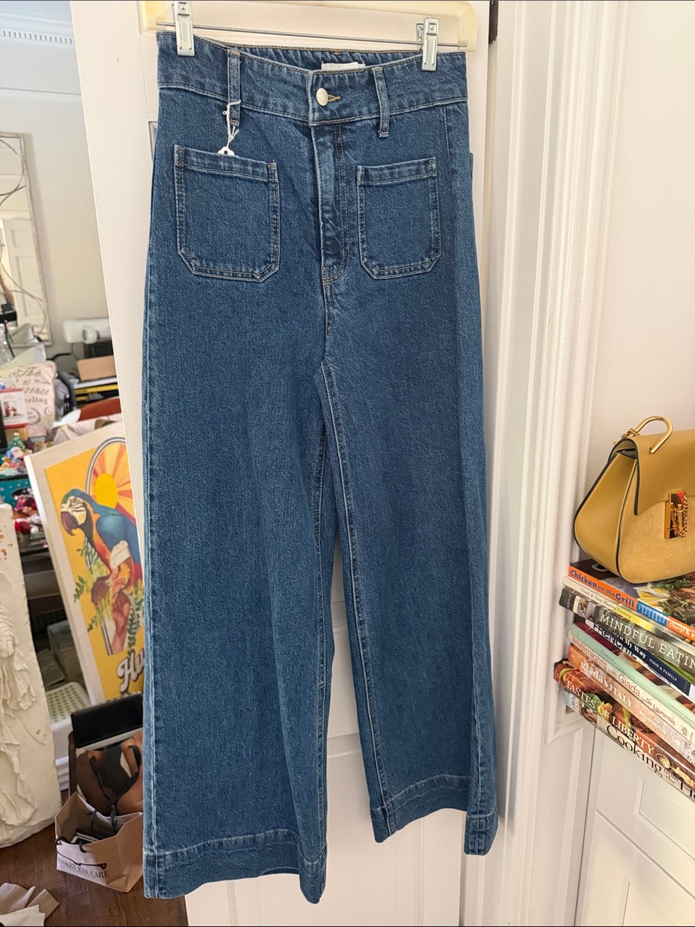 H&M Wide High Jeans Featuring 1970’s Inspired Front Pockets/High Waistline